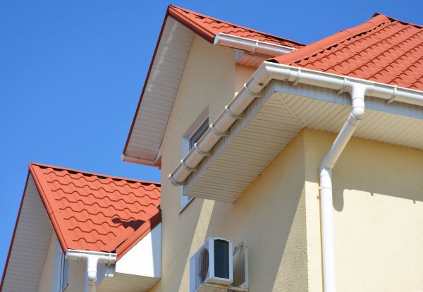 Fascia Cleaning in Lawrence