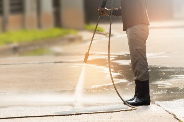 Residential Concrete Cleaning in Lawrence