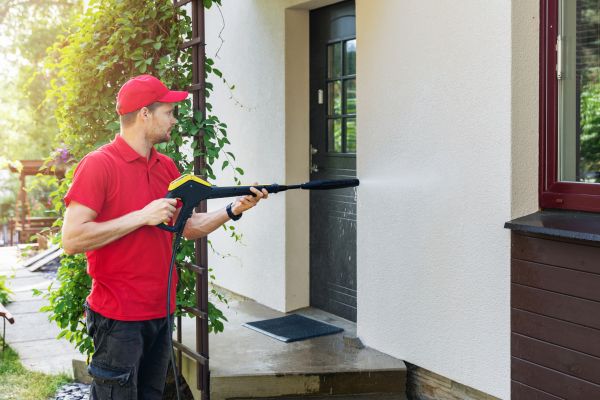 House Powerwashing in Lawrence
