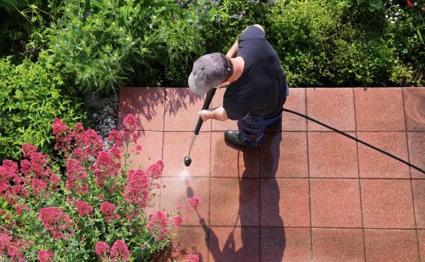 Terrace Cleaning in Lawrence