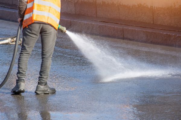 Asphalt Pressure Washing in Lawrence