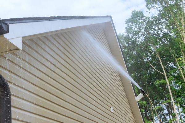 Siding Cleaning Service in Lawrence
