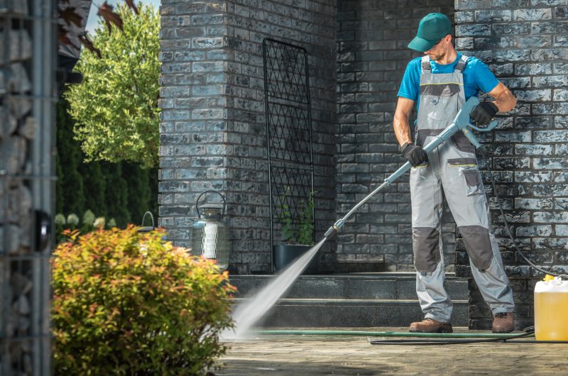 Commercial Powerwashing Crew